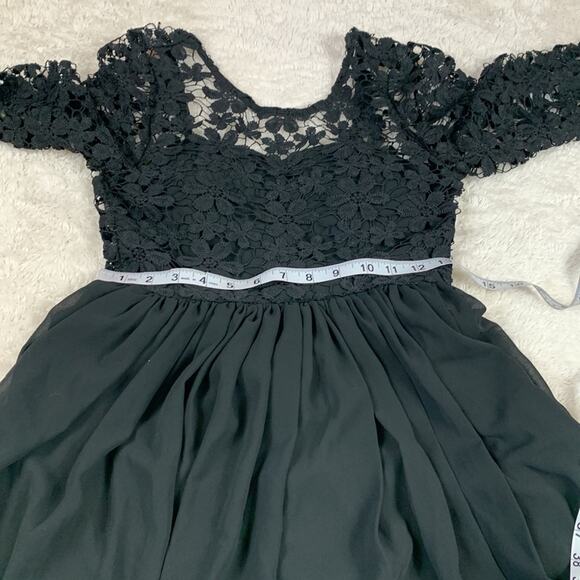 Unbranded black fit and flare lace overlay dress, size 5 - Picture 7 of 10